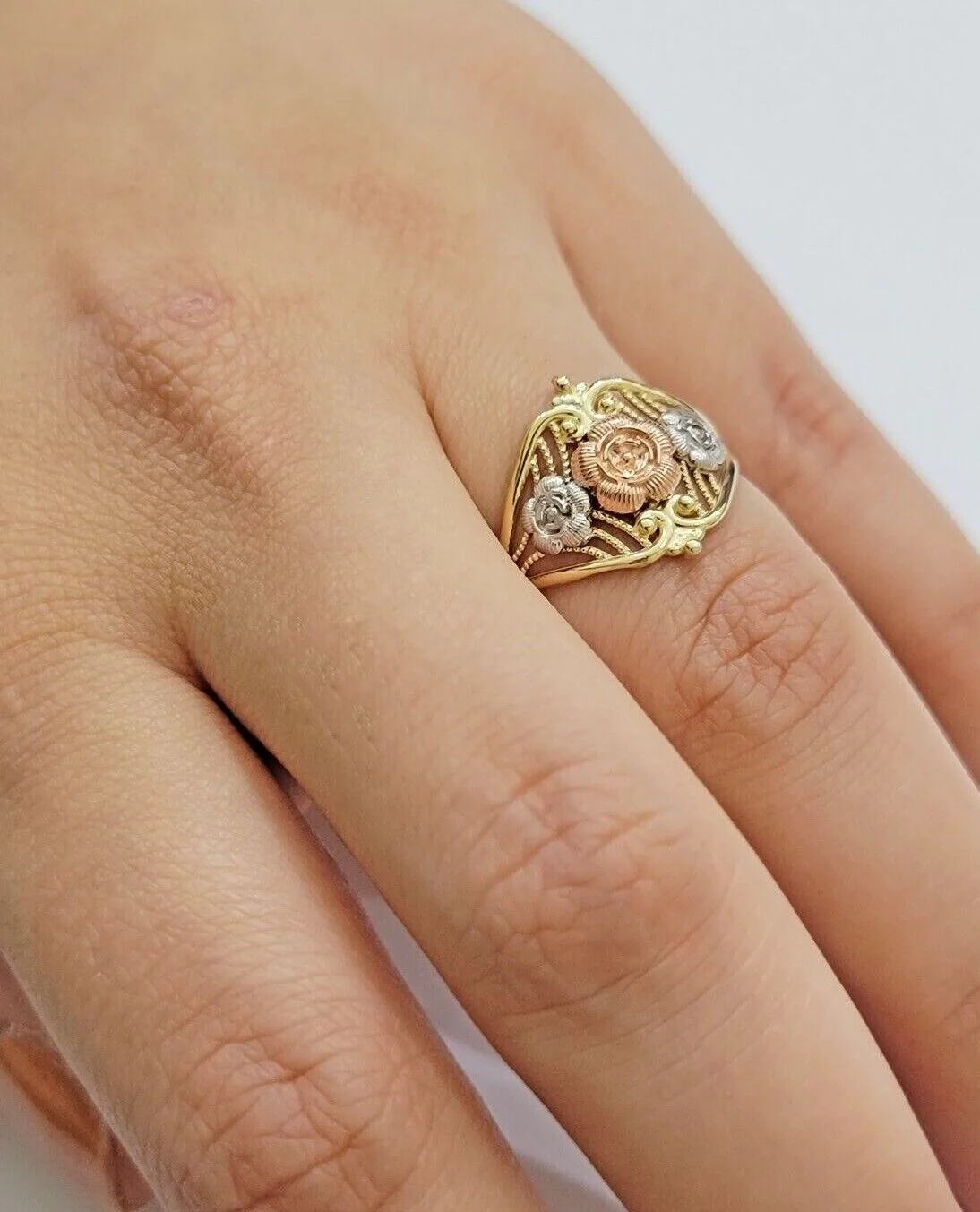 10k Trio Gold Lady Flower Ring Womens Casual Yellow Band Real 10kt Unique Design Ring Sizes 6,7,8,9,10,11 & 12 - Image 3