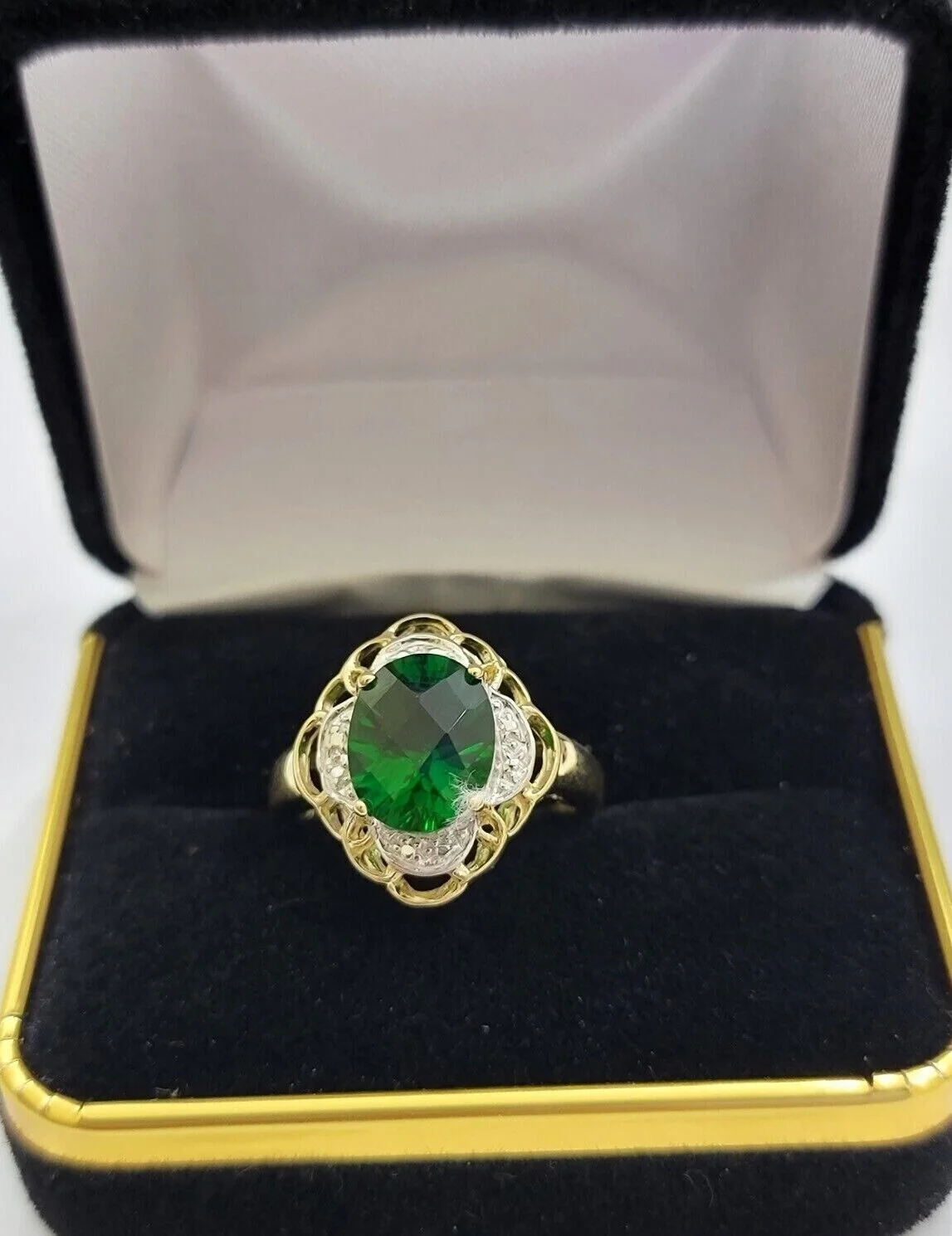 10k Yellow Gold Ladies Green Ring Women's Casual Band SALE Real 10kt Brand New - Image 5
