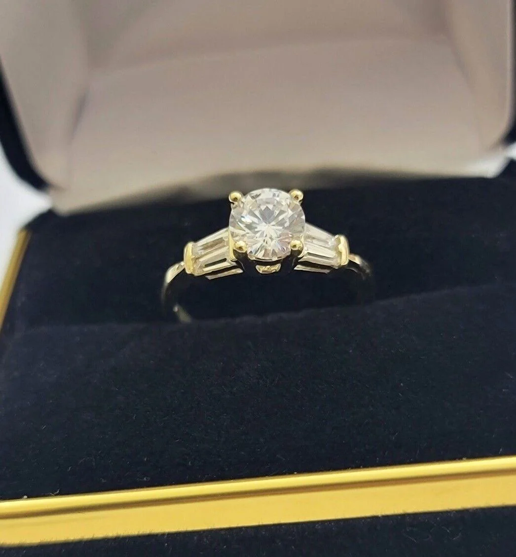10k Yellow Gold Ladies Solitaire Ring For Womens Casual Band SALE Real Brand New - Image 3