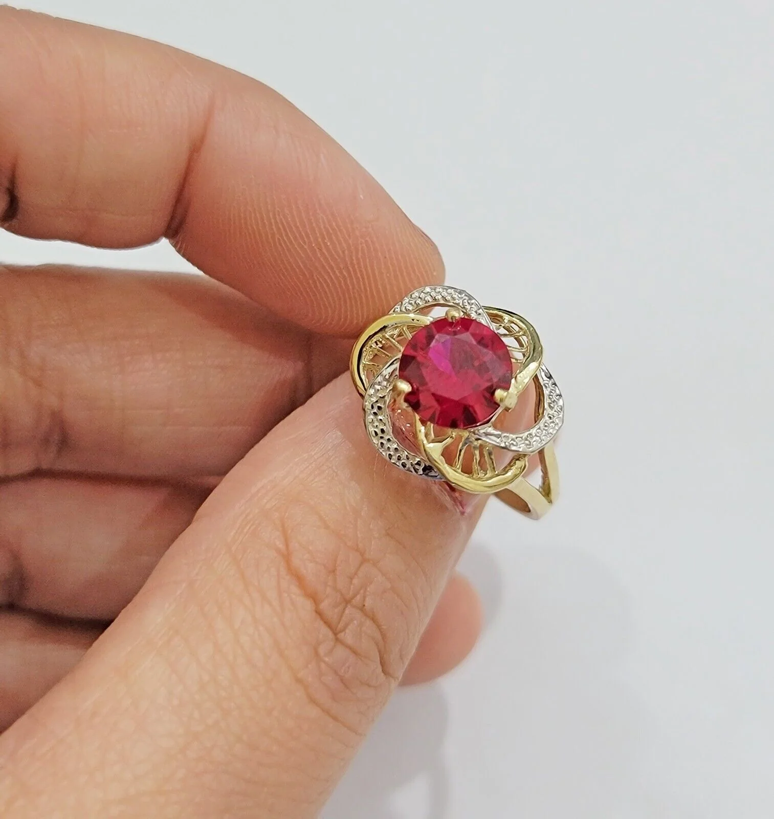 10k Yellow Gold Women Ring Pink Red Color Ladies Flower Band REAL 10KT All Sizes - Image 4
