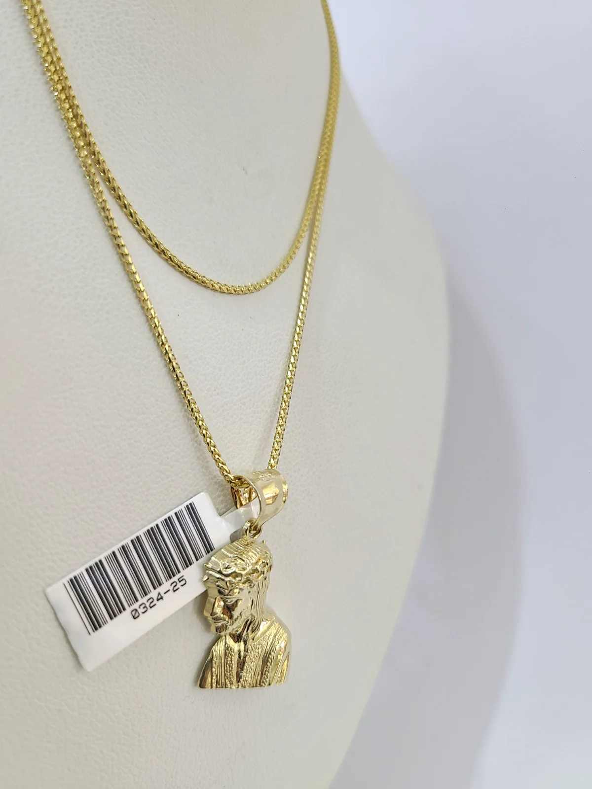 10kt Franco Chain Necklace Jesus Head Charm Pendant 1mm 16-22 Inchs Ladies Gold - Image 3