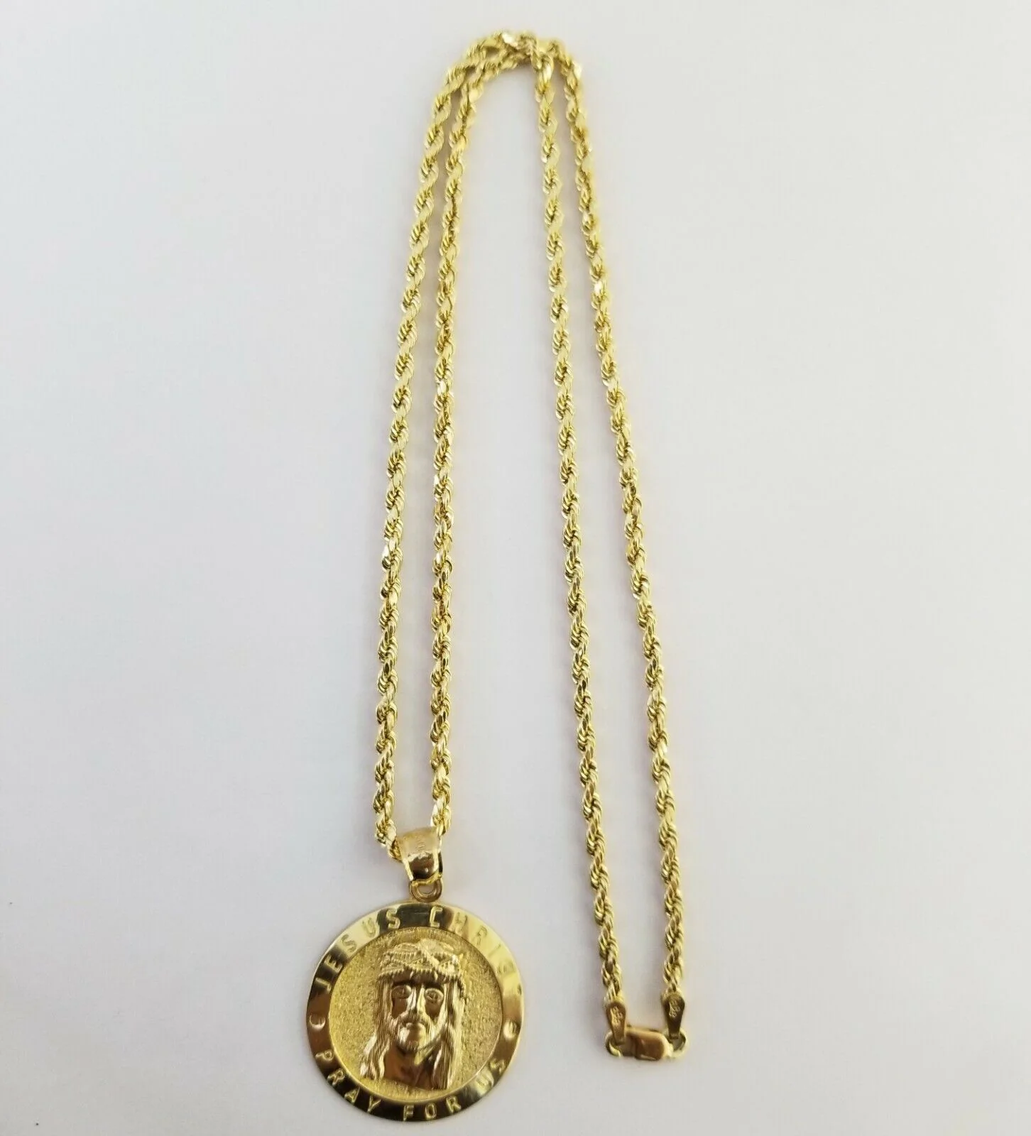 10kYellow Gold round circle Jesus charm 18" inch rope chain 2mm 10kt gold set - Image 5