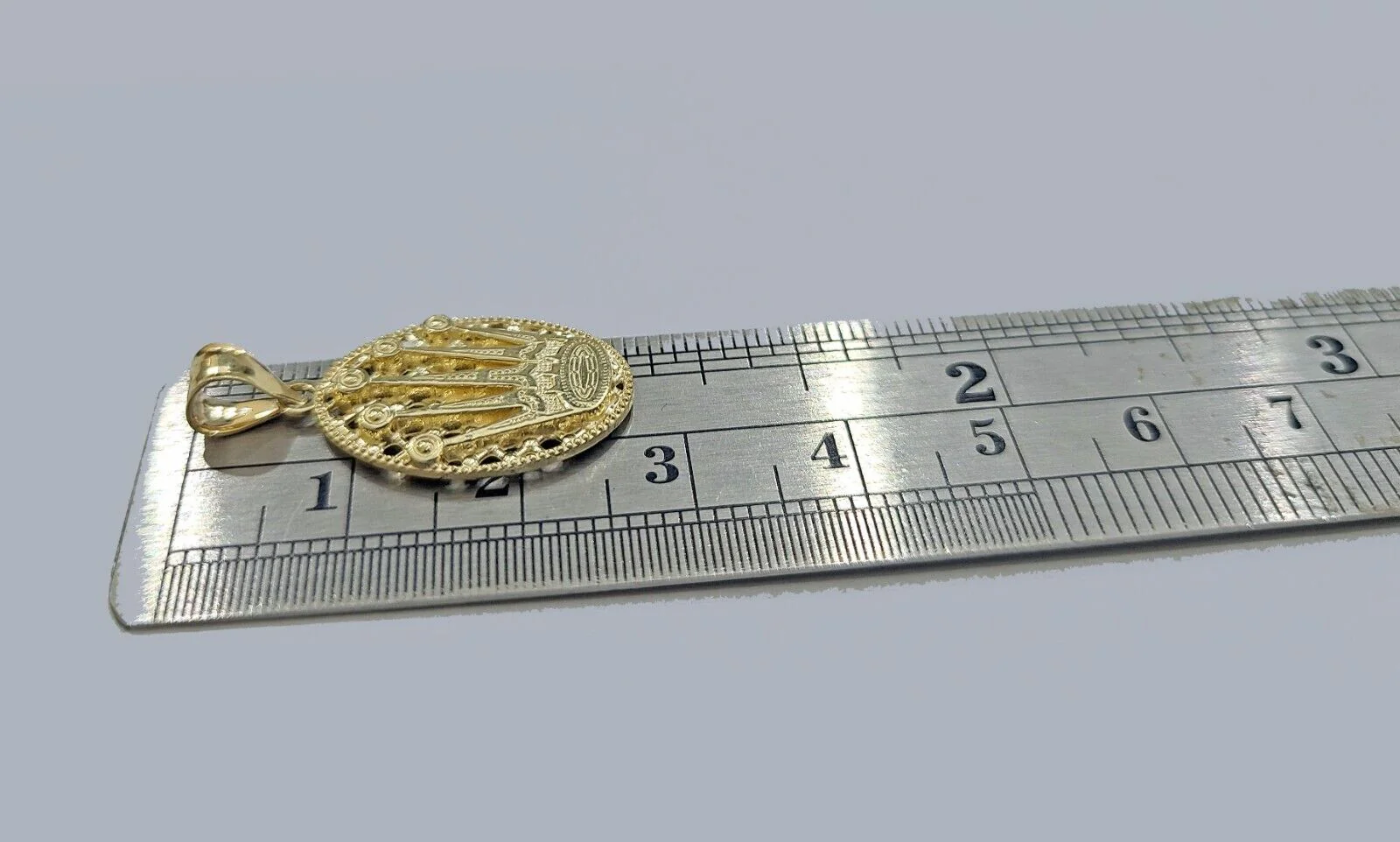 Real 10k Gold Circular Crown Charm Pendant 10kt Yellow Gold Unisex - Image 4