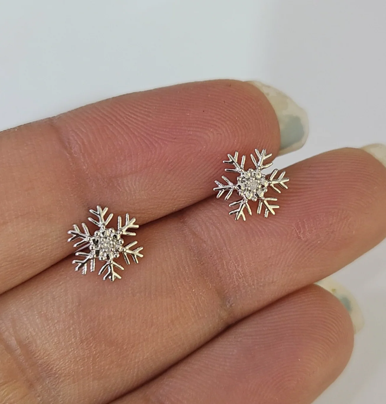 Real 10k Silver 925 Diamond Snowflake Earring Screw Back 10kt