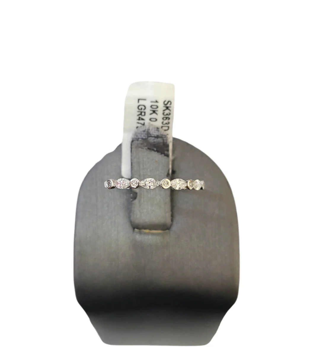 REAL 10k White Gold Diamond Ring Lab Created Ladies Wedding Band Women - Image 6