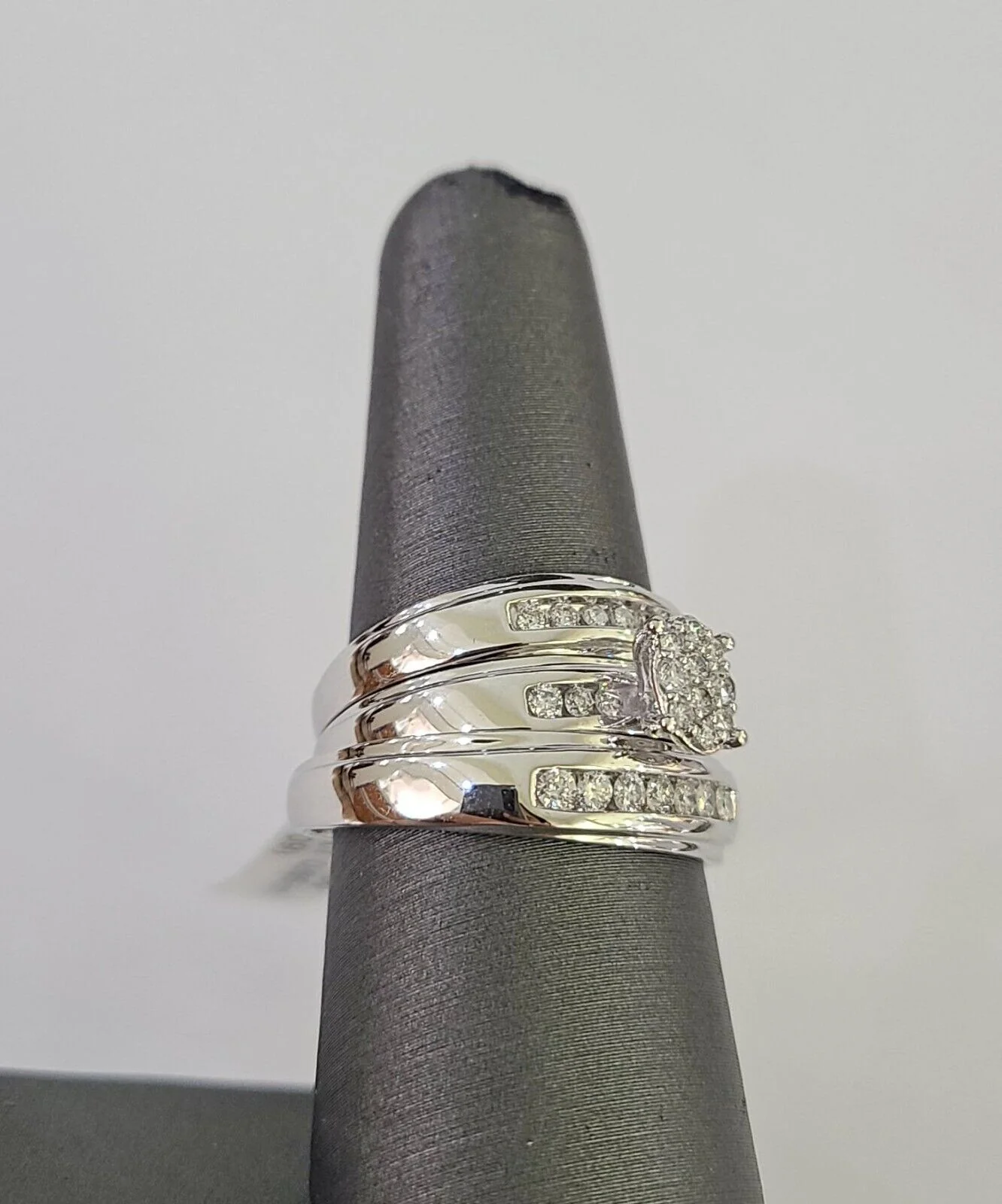 REAL 10k White Gold Diamond Ring Ladies Men Trio SET Wedding Engagement Genuine - Image 9