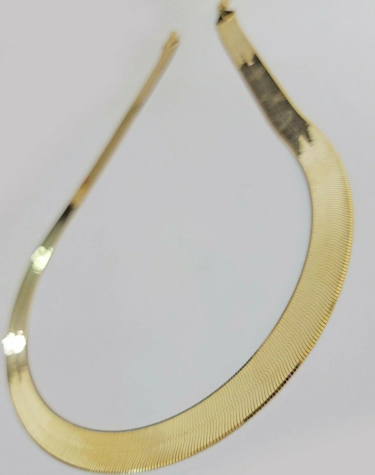 Real 10k Yellow Gold 12mm Herring Bone Chain Necklace 20'' Inch Lobster lock - Image 4