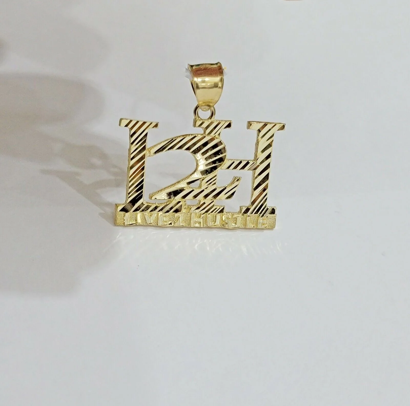Real 10k Yellow gold charm Pendant LIVE TO HUSTLE 10kt gold - Image 5