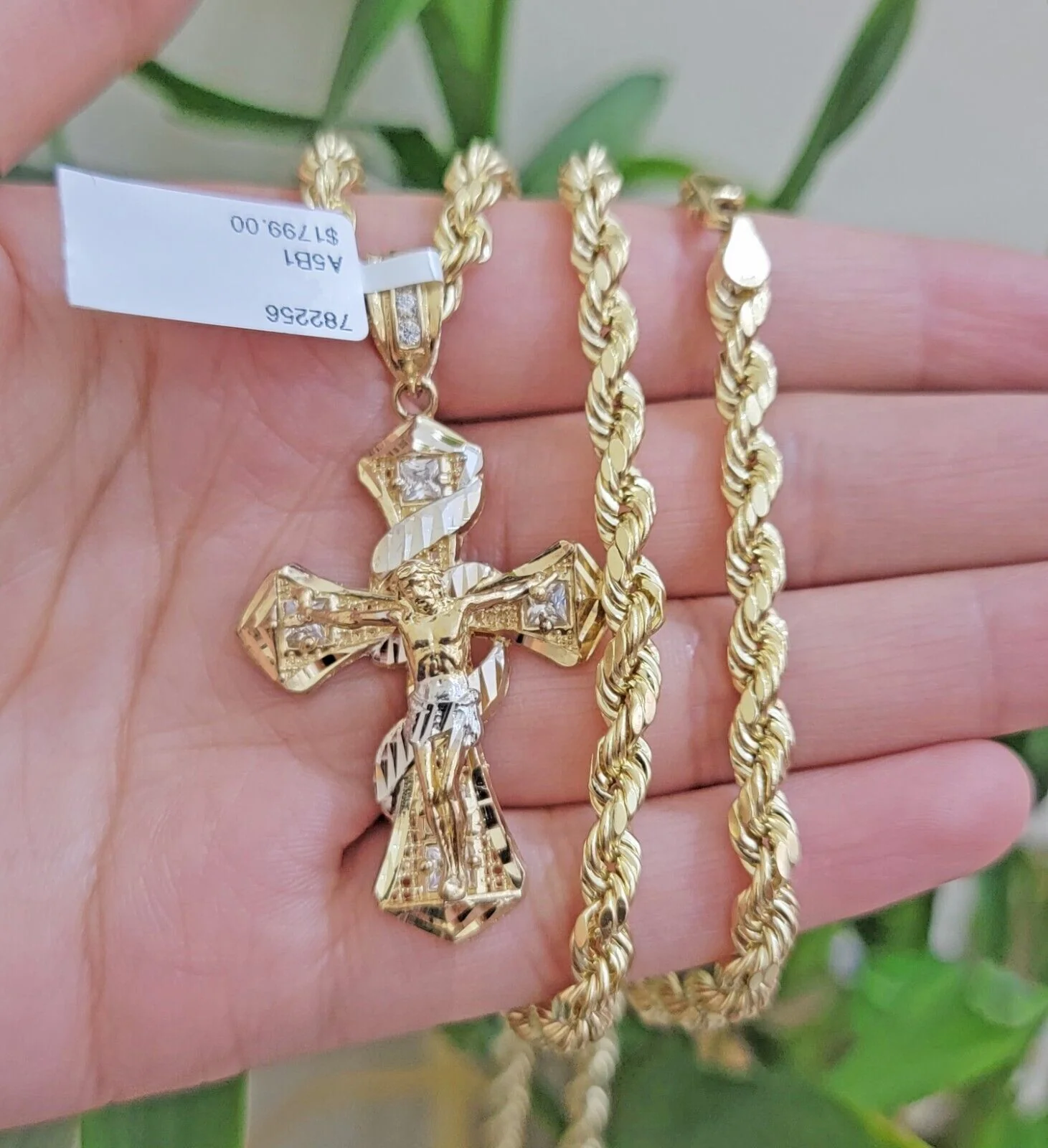 Real 10k Yellow Gold Rope Chain 5mm 22 inch Necklace & Jesus Cross Charm Pendant Set - Image 3