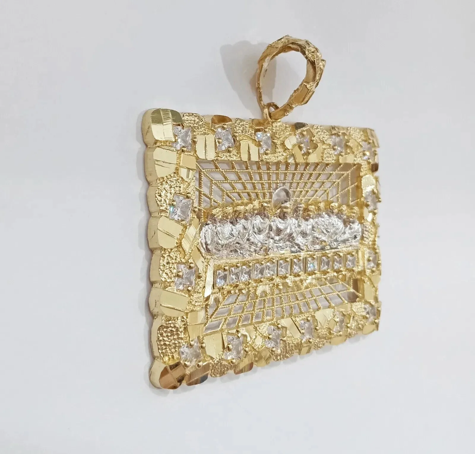 Real 14k Gold Charm Pendant Last Supper Nugget Style With Stone 14kt Yellow Gold - Image 4