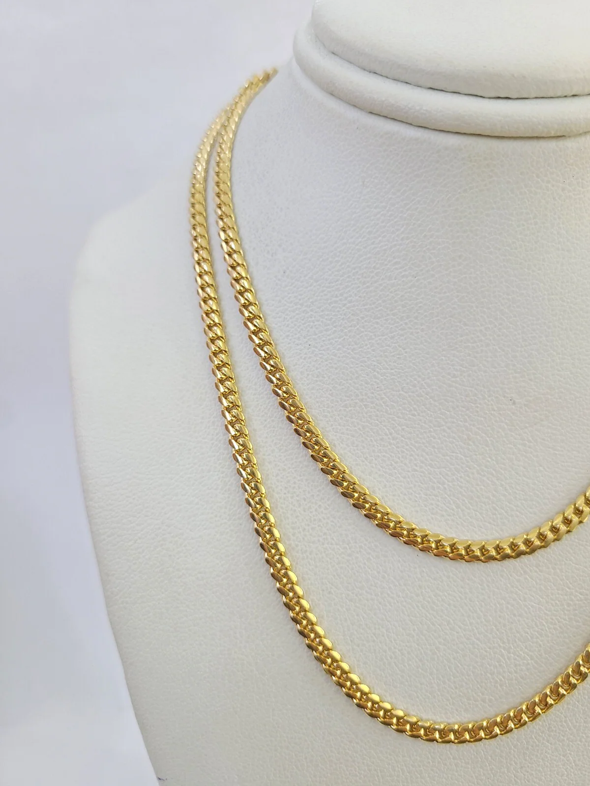 Real 18kt Miami Cuban Chain Necklace 3mm 24 Inch Yellow Gold Men Women SOLID 18k - Image 3