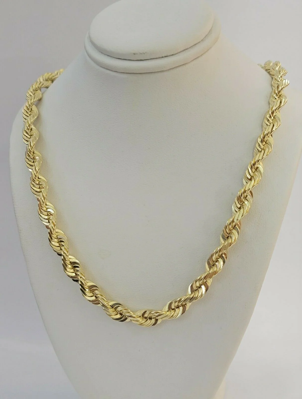 Solid 10k Yellow Gold Rope Chain Pendant Necklace 4mm-10mm Diamond Cut 18"-30" - Image 3